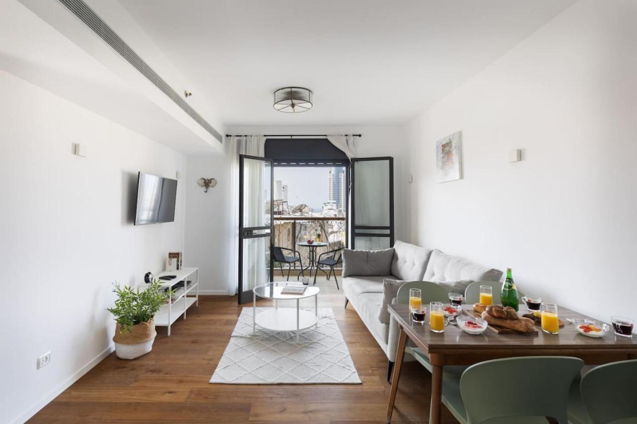 Elegant Apartment W Balcony & Mamad In Heart Of Tel Aviv By Sea N' Rent Exterior foto
